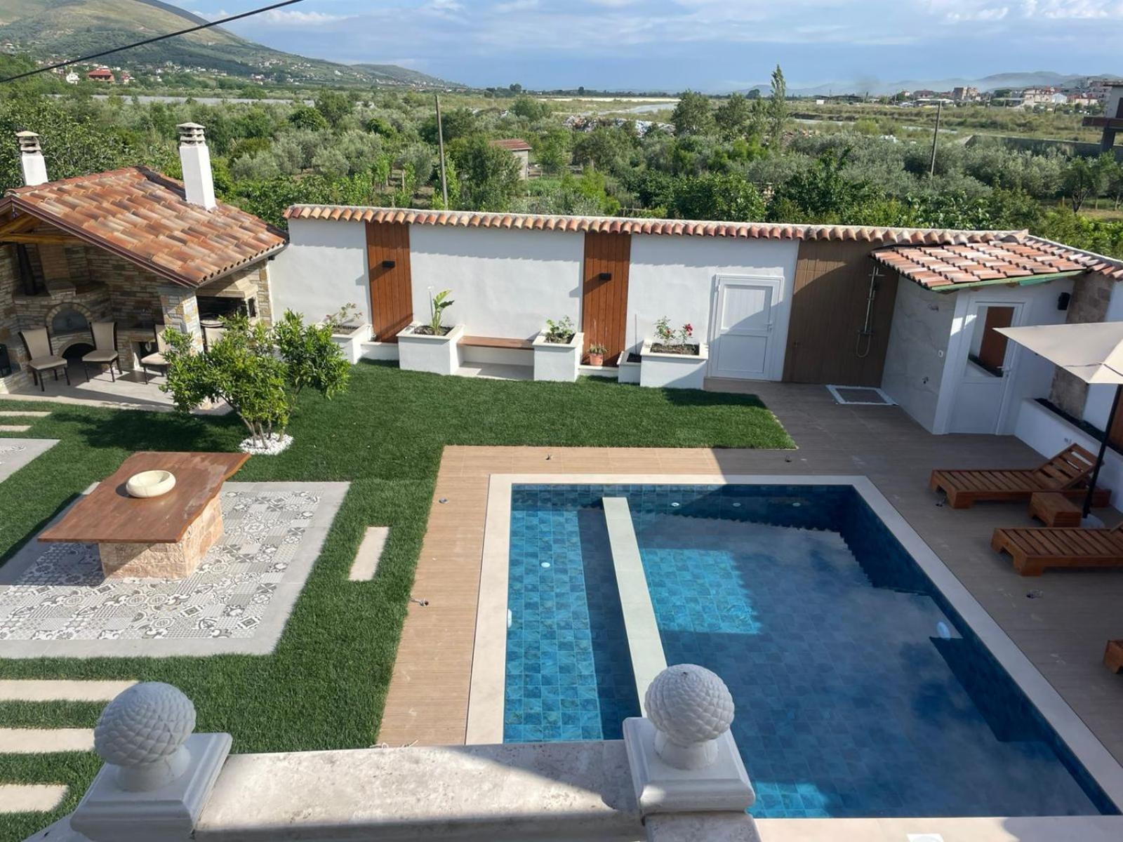 בראט Villa Lejzo - Swimming Pool מראה חיצוני תמונה